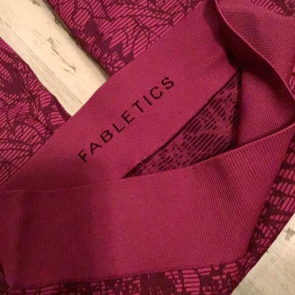 Fabletics leggings, nwot size small.